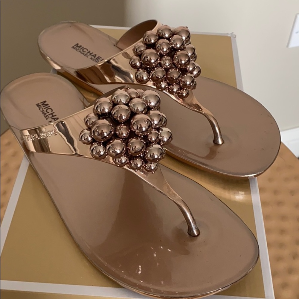Michael Kors Rose Gold Kirby Jelly Thong 7